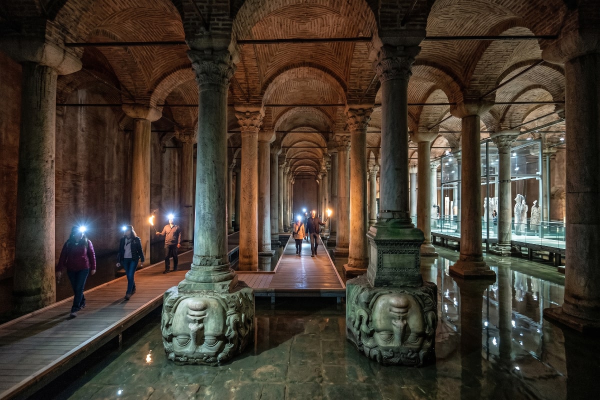 Beneath the City: Exploring the Ancient Cisterns of Byzantine Constantinople